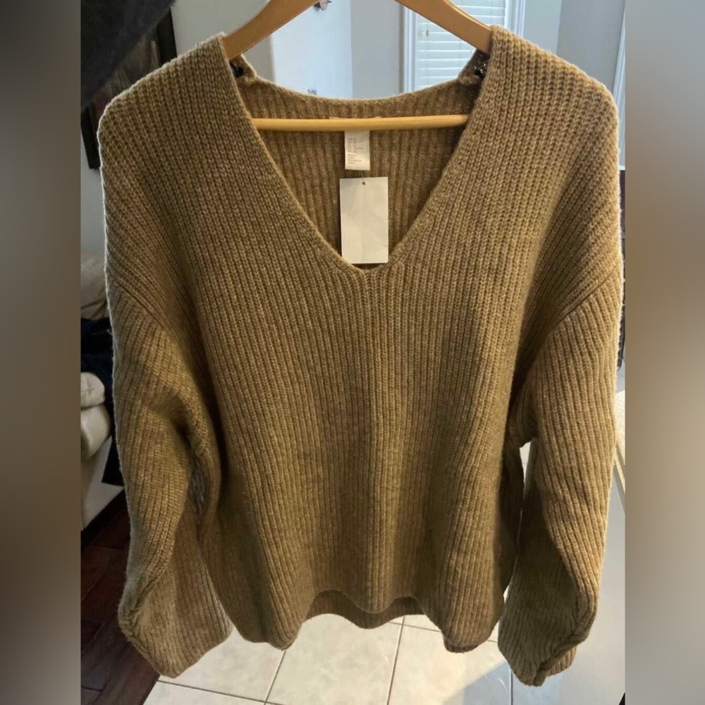 Brand new h&m sweater